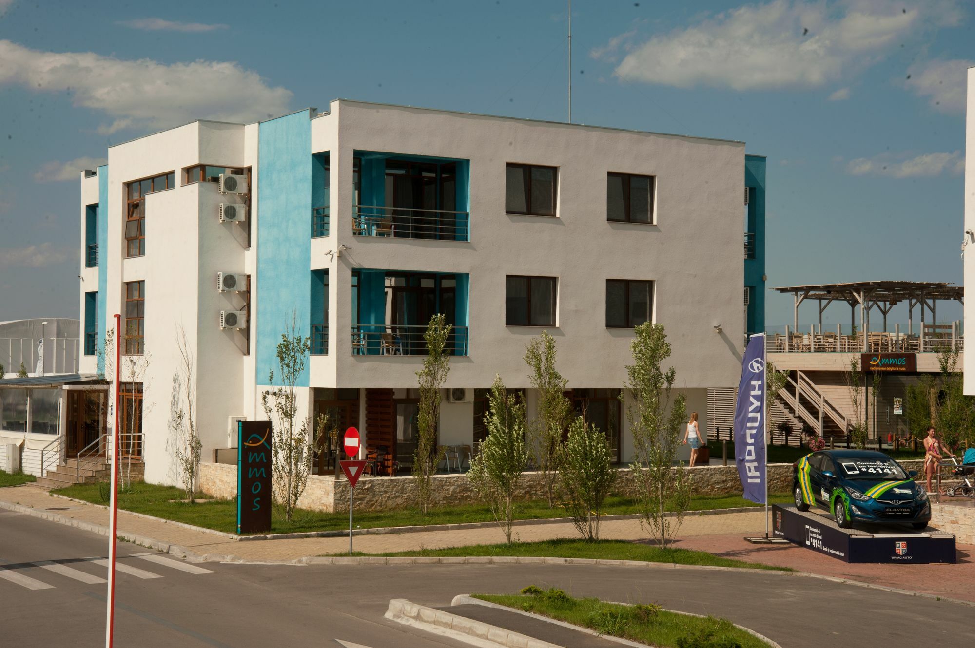 Blue Beach Studios Mamaia Exterior photo