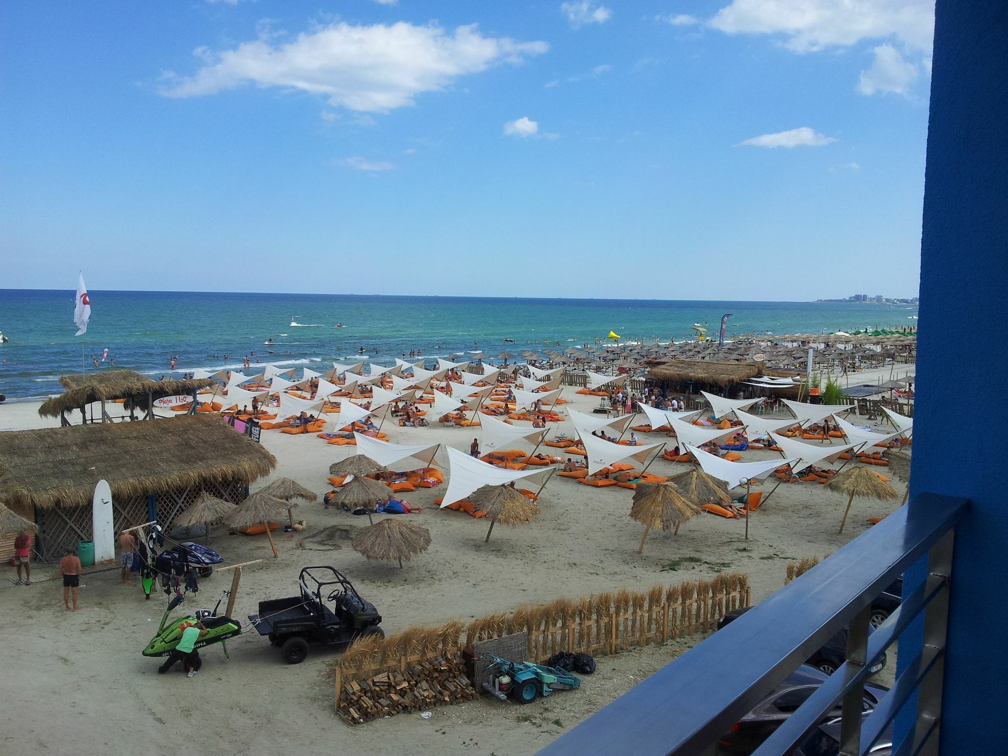 Blue Beach Studios Mamaia Exterior photo